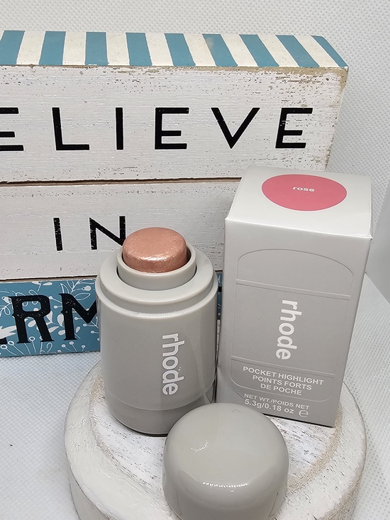 RHODE Other - RHODE Pocket Highlight Stick — Rose Gold Glow